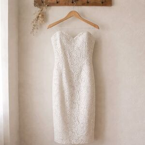 BCBGMAXAZRIA Romantic Boho Ivory Crochet Lace Strapless Wedding Dress Size 6